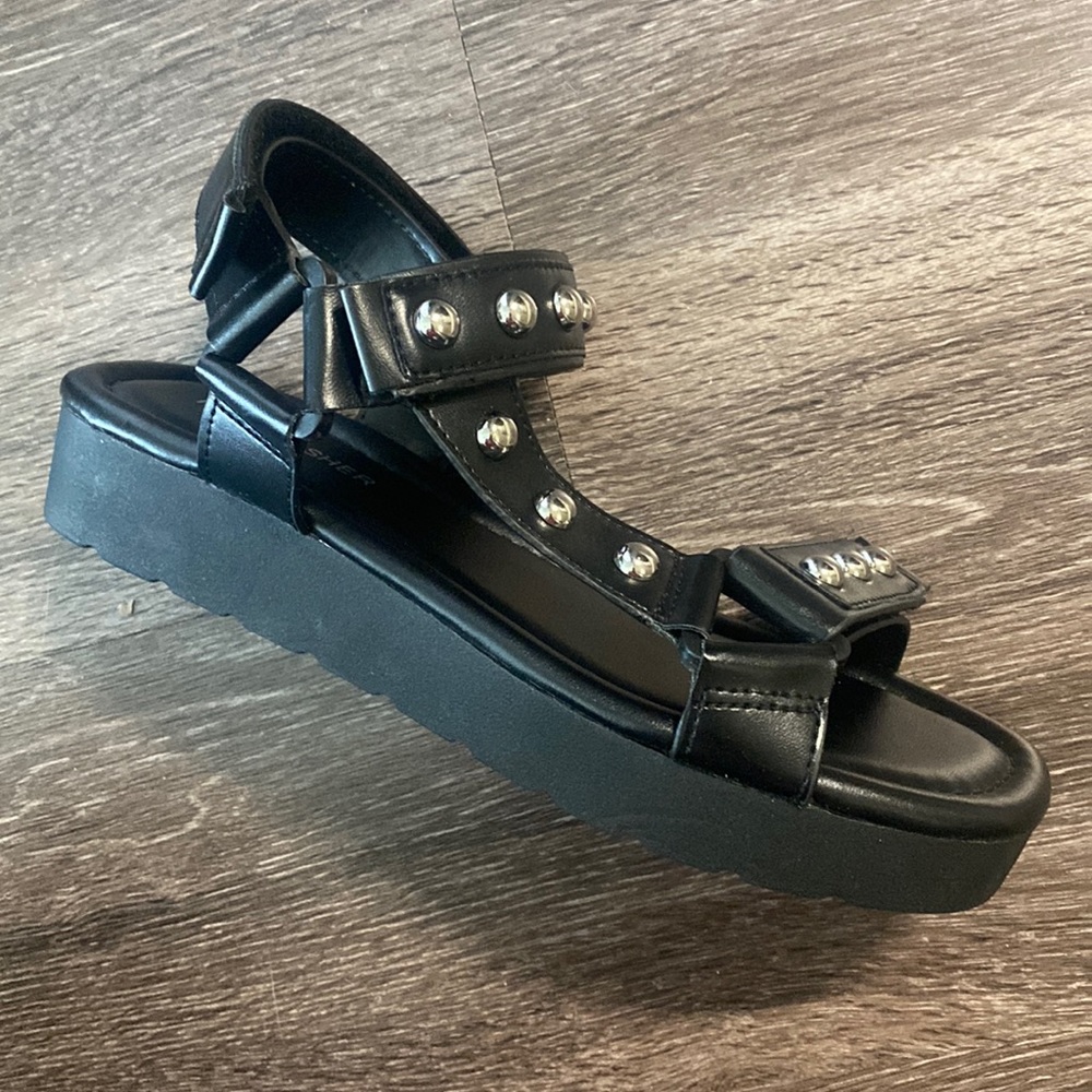Marc Fisher Sandals
